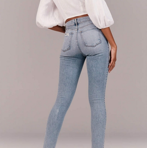 Abercrombie & Fitch jeans - Picture 4 of 11